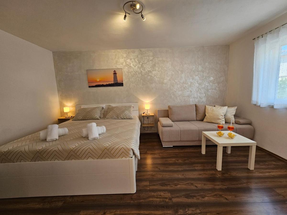 Apartmani Grzinic Rovinj Exterior photo