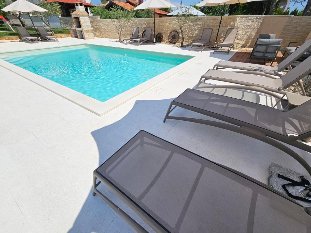Apartmani Grzinic Rovinj Exterior photo