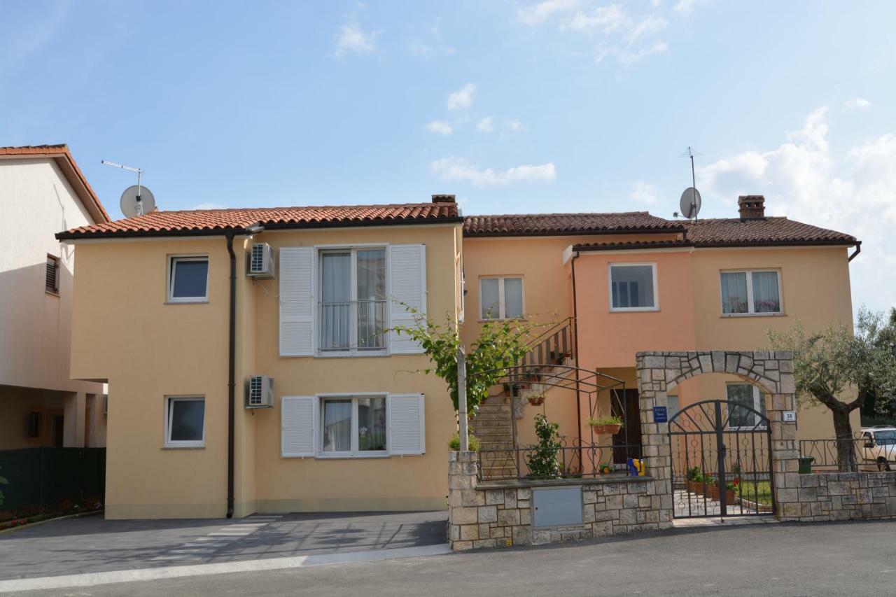Apartmani Grzinic Rovinj Exterior photo